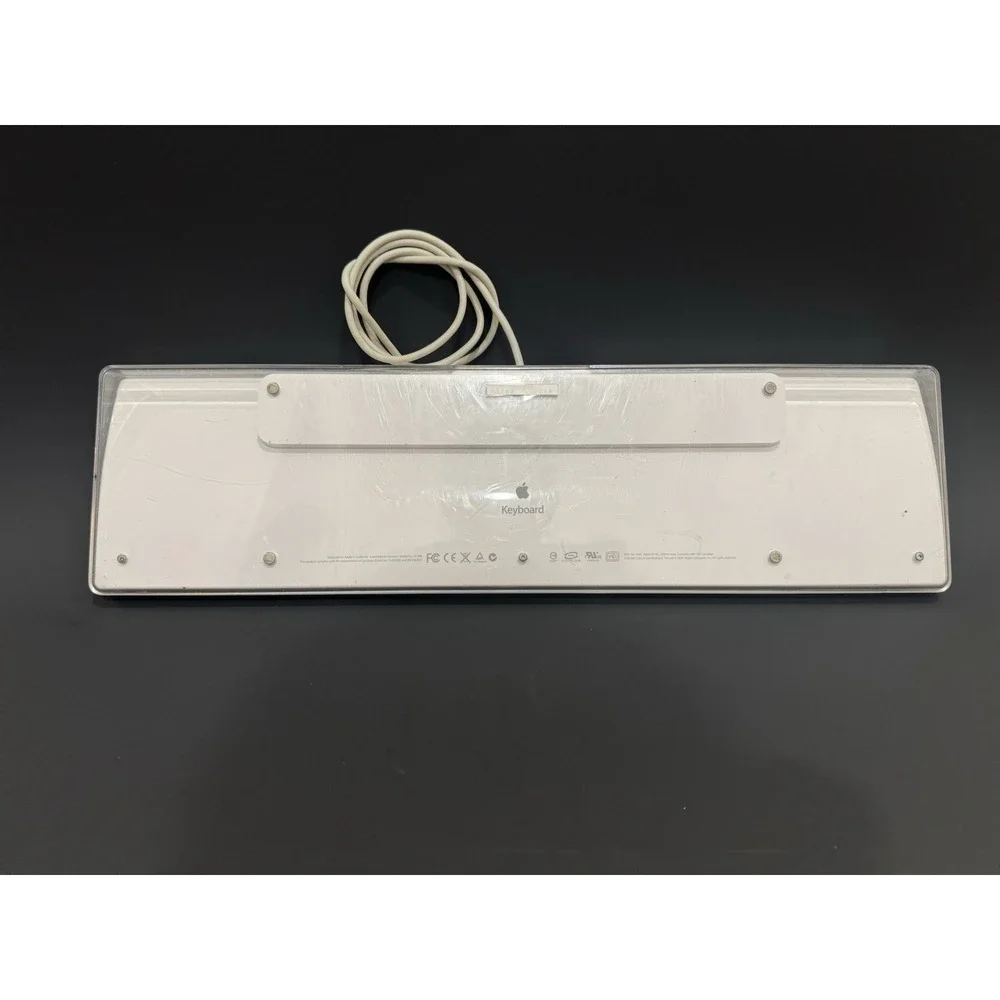 Apple A1048 Wired USB Keyboard - White